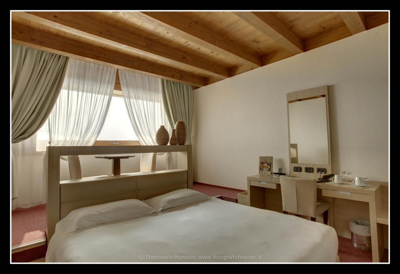 Cocca Royal Thai Hotel Sarnico