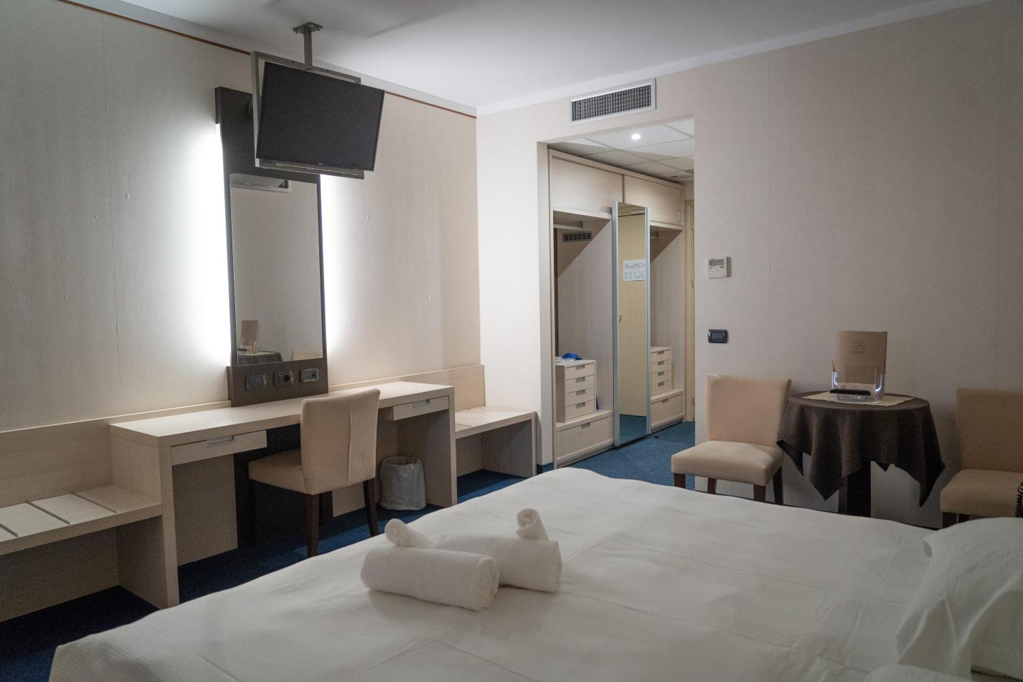 Cocca Royal Thai Hotel
